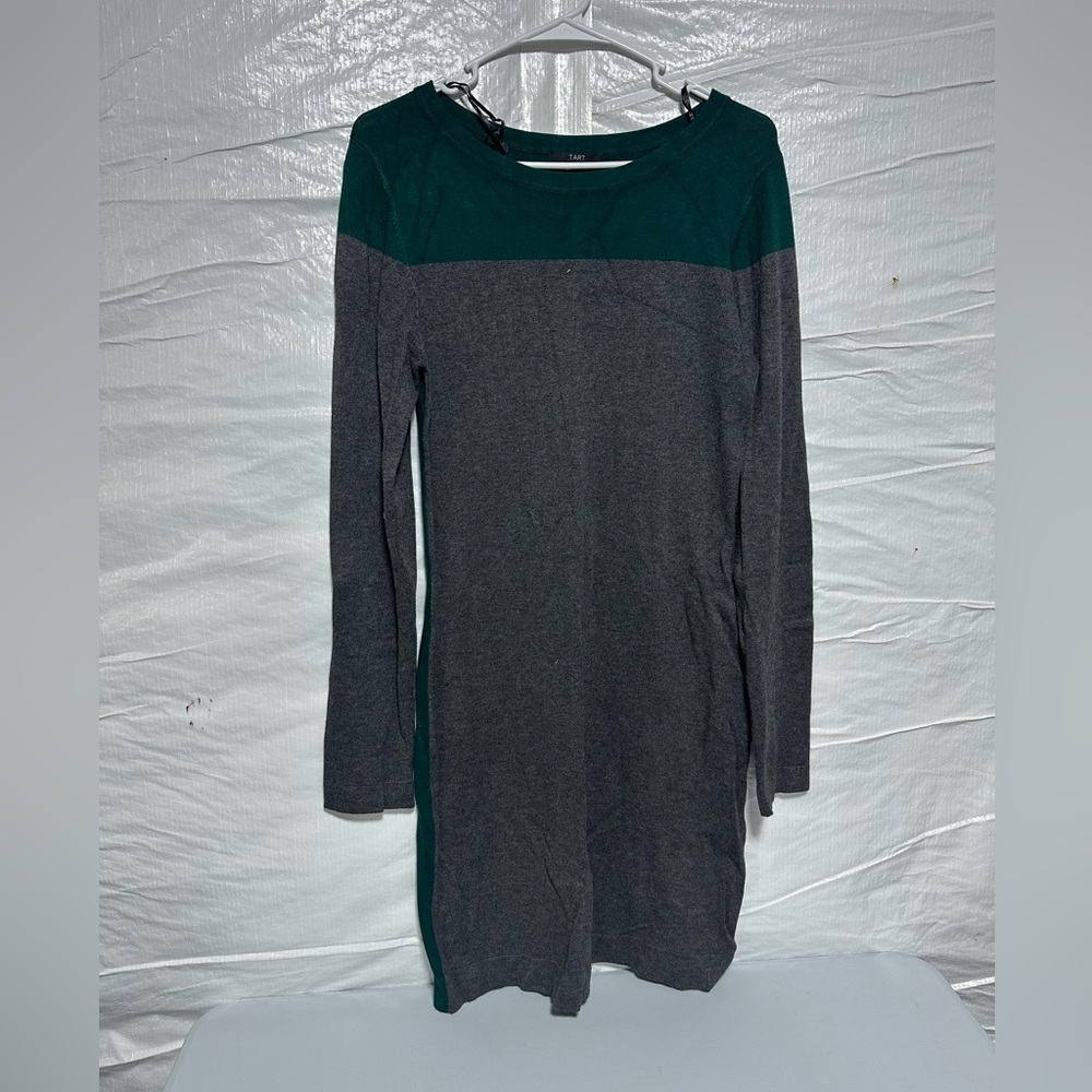 Women’s size large dress